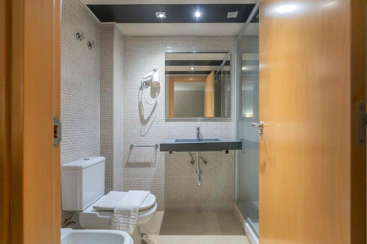 Bright And Modern Duplex With Terrace In Eixample District P2 * Barcelona